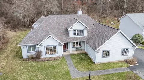 260 Sewilo Hills Dr, Irondequoit, NY 14622