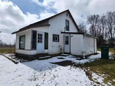 4276 Robinson Rd, Wethersfield, NY 14569