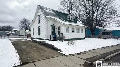 138 W Main St, Ripley, NY 14775