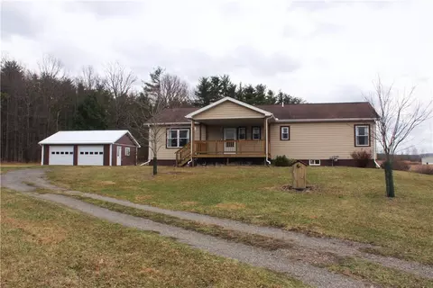 1902 Price Rd, Dix, NY 14865