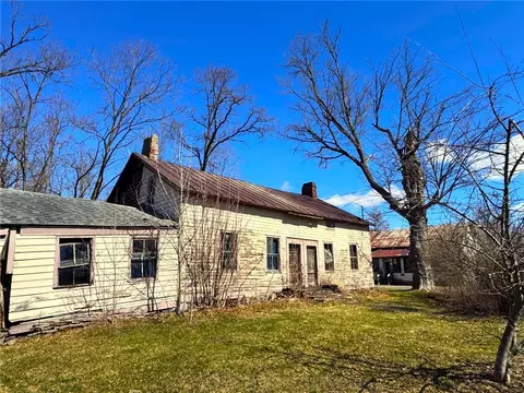 103 Clarence Howe Rd, Pittsfield, NY 13411