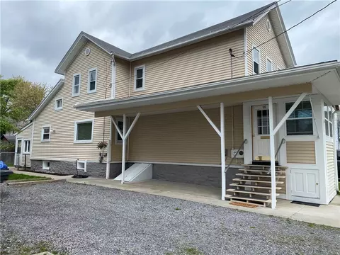 56 Sawyer St, Hornell, NY 14843