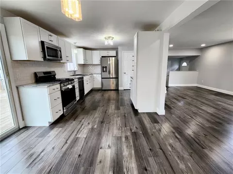 Kitchen - 657 Regina Dr, Webster, NY 14580 photo 1 of 4