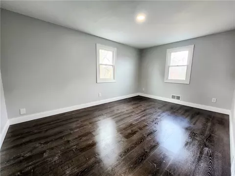Bedroom - 657 Regina Dr, Webster, NY 14580 photo 5 of 9