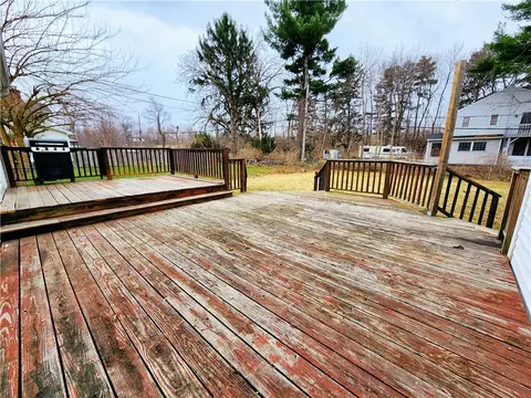 Exterior - 657 Regina Dr, Webster, NY 14580 photo 3 of 6