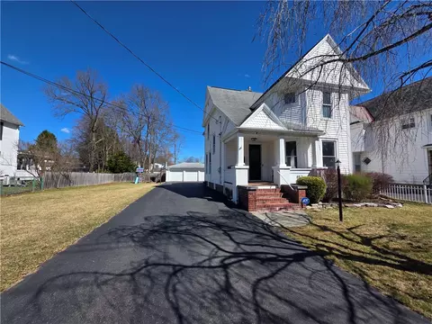 852 Hoffman St, Elmira, NY 14905