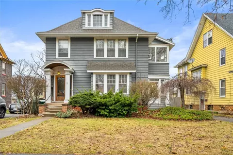 348 Seneca Pkwy, Rochester, NY 14613