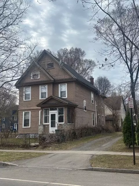 211 Parsells Ave, Rochester, NY 14609