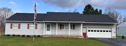 2537 W Brutus St, Brutus, NY 13166