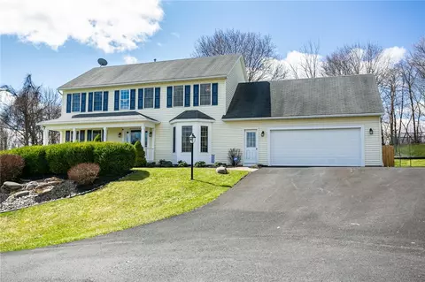 6797 Ally Rise, Victor, NY 14564