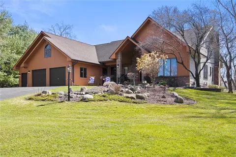 3 Hill Creek Ln, Greece, NY 14626