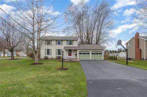 755 Saffron Ln, Webster, NY 14580