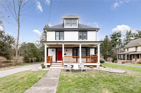 36 Monroe Ave, Pittsford, NY 14534