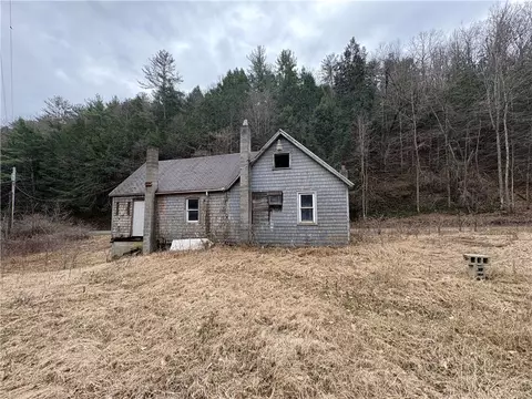 9495 Morgan Creek Rd #A, Lindley, NY 14858