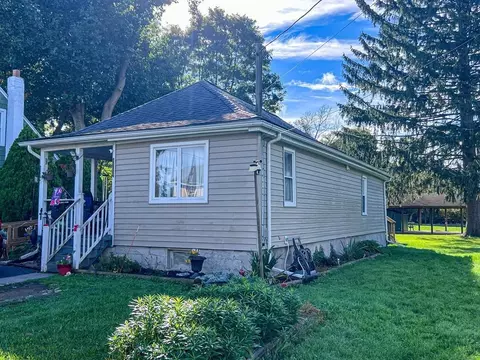323 Ohanlon Ave, Elmira, NY 14903
