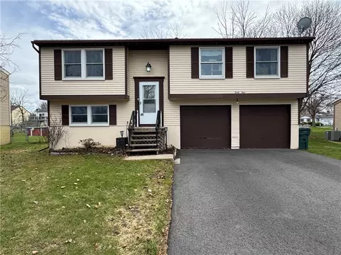 49 Parkedge St, Rochester, NY 14606