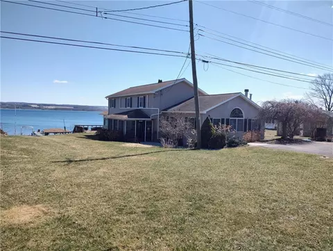 4105 Canoga Shrs, Seneca Falls, NY 13148