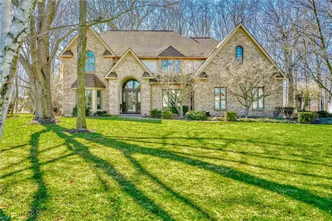129 Guygrace Ln, Webster, NY 14580