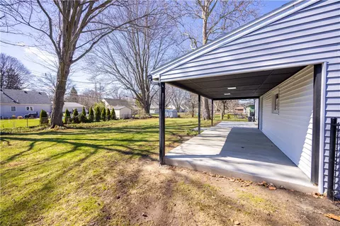 663 Beverly Dr, Webster, NY 14580 photo 36