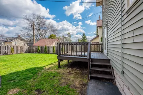 Exterior - 200 Hurstbourne Rd, Irondequoit, NY 14609 photo 8 of 8