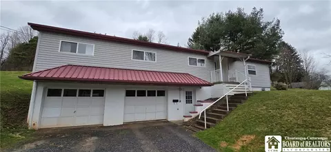 1408 W Main St, Smethport, PA 16749