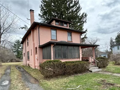 406 Wall St, Elmira, NY 14905