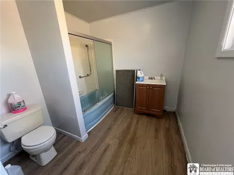 Bath - 627 Genesee St, Olean, NY 14760 photo 3 of 3