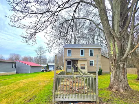 2159 Black Brook Rd, Seneca Falls, NY 13148