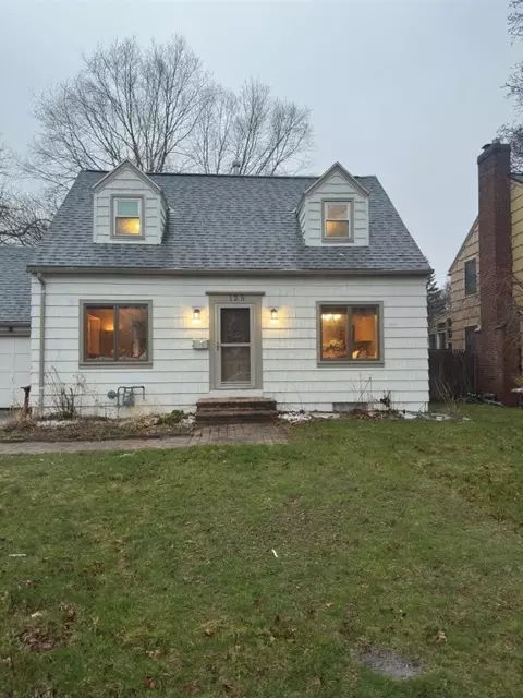 125 Laney Rd, Rochester, NY 14620