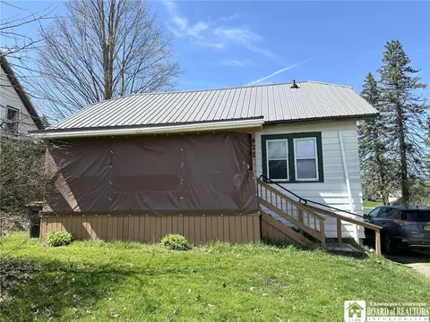 422 Baker St, Jamestown, NY 14701