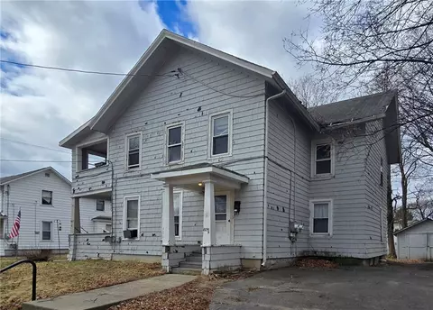 805 Davis St, Elmira, NY 14901