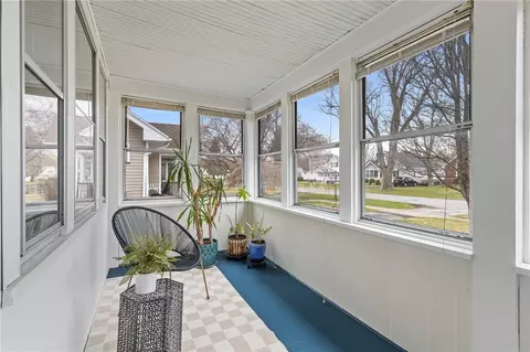 Exterior - 201 Pemberton Rd, Irondequoit, NY 14622 photo 4 of 11