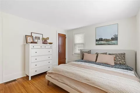 Bedroom - 201 Pemberton Rd, Irondequoit, NY 14622 photo 5 of 10