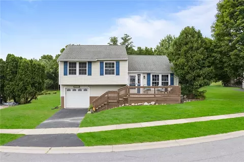 5738 Lake Hill Dr, Romulus, NY 14541