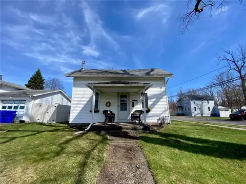 124 Clark St, Sweden, NY 14420