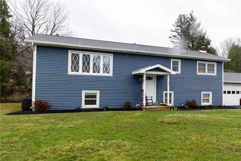 31 Briarcliff Dr, Horseheads, NY 14845