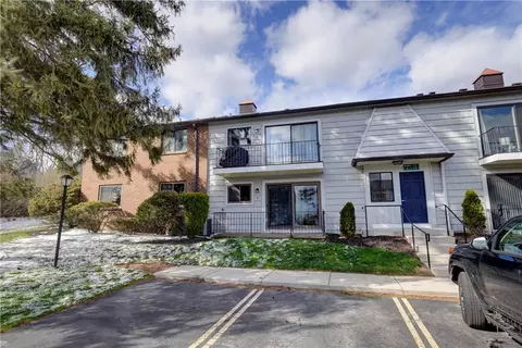 1 High Gate Trl #2, Perinton, NY 14450