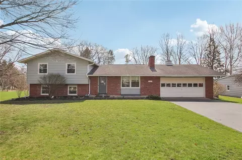 113 E Buffalo St, Riga, NY 14428