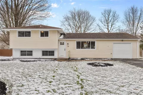 114 Thompson Rd, Rochester, NY 14623