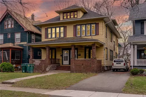 303 Lake View Park, Rochester, NY 14613