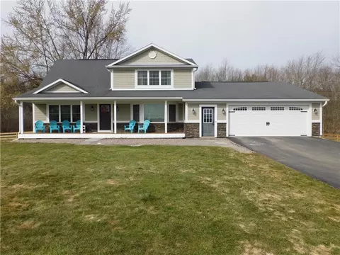 205 Hubbell Rd, Ogden, NY 14559
