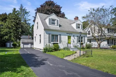 64 Florenton Rd, Irondequoit, NY 14617 photo 3