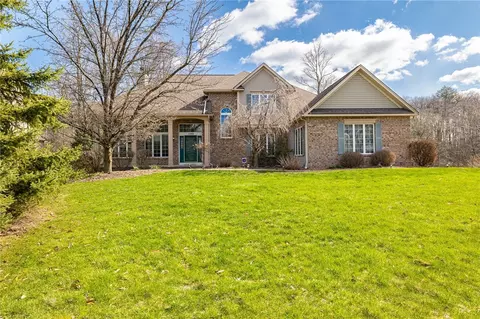 1540 Fallen Leaf, Webster, NY 14580 photo 2