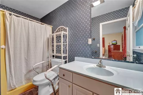 Bath - 1701 Stardust Ln, Olean, NY 14760 photo 3 of 5
