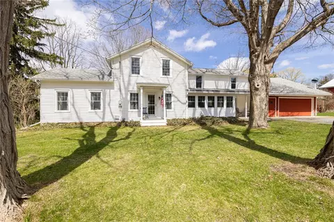 4466 Kipp Rd, Canandaigua, NY 14424