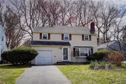 115 Glenmont Dr, Irondequoit, NY 14617