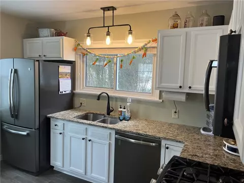 Kitchen - 125 Brett Rd, Irondequoit, NY 14609 photo 1 of 4