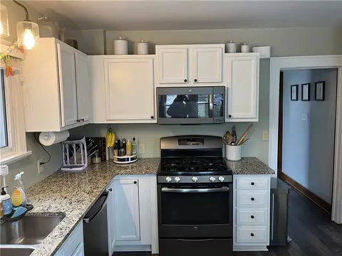 Kitchen - 125 Brett Rd, Irondequoit, NY 14609 photo 3 of 4