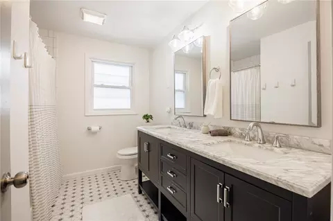 Bath - 117 Bay View Rd, Irondequoit, NY 14609 photo 1 of 1