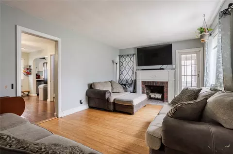 723 Eaton Rd, Irondequoit, NY 14617 photo 3